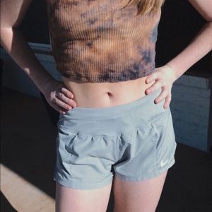 WOMANS NIKE XS SHORTS